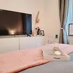 Daheim In Lägenhet